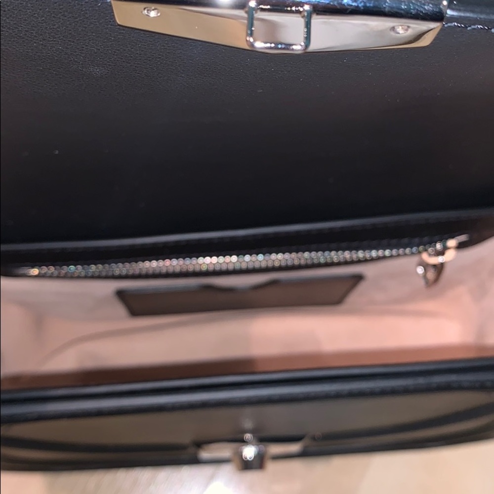 ALEXANDER MCQUEEN WICCA medium 100% authentic - Picture 13 of 14